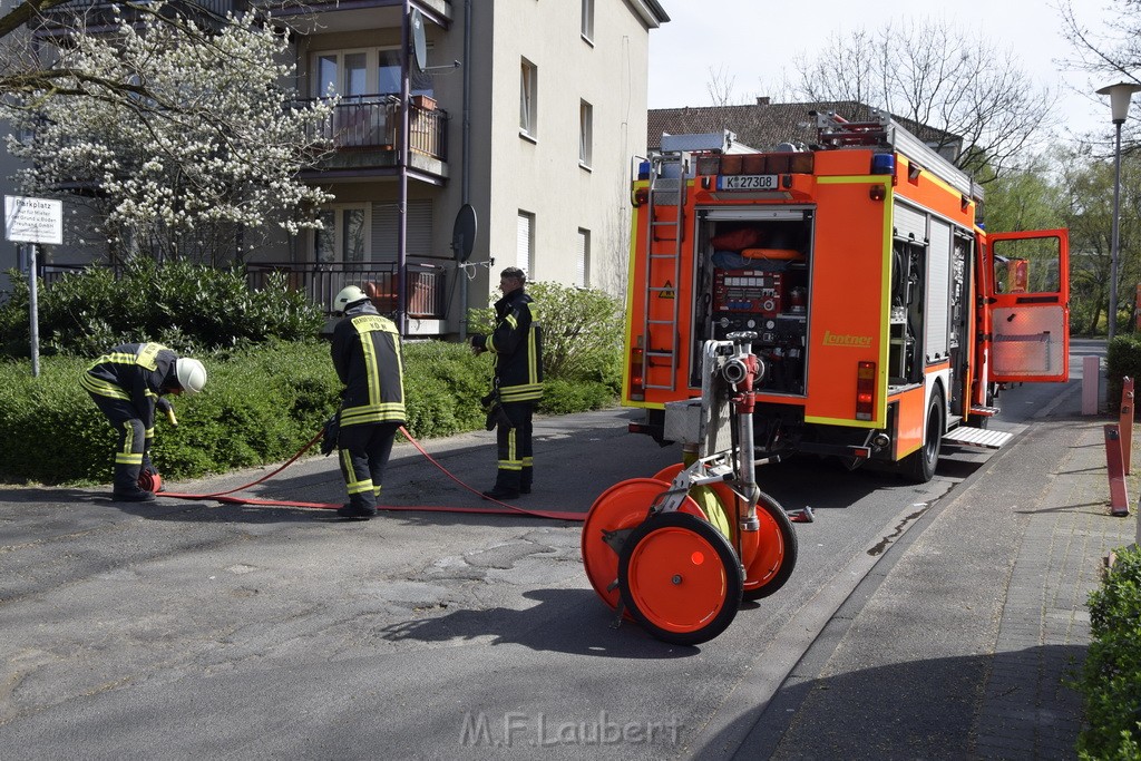 Feuer 1 Koeln Vingst Ansbacherstr P42.JPG - Miklos Laubert